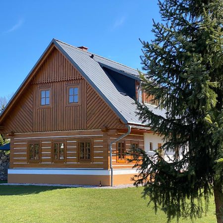Roubenka Adel Villa Vrchlabí Eksteriør billede