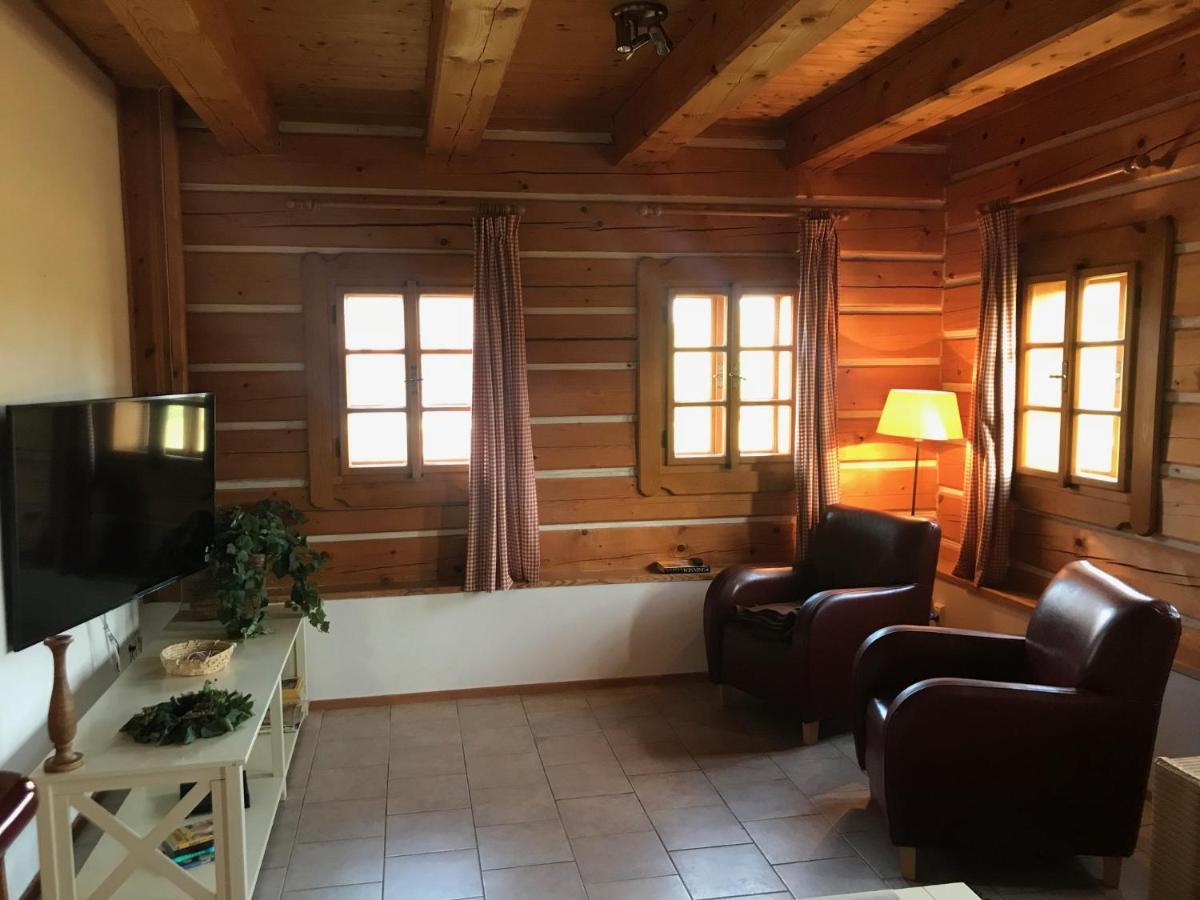 Roubenka Adel Villa Vrchlabí Eksteriør billede