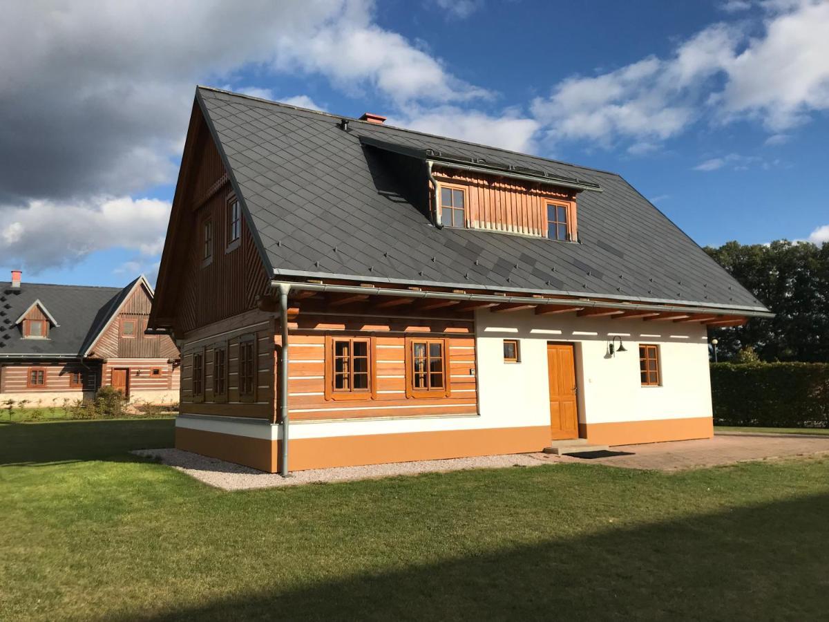 Roubenka Adel Villa Vrchlabí Eksteriør billede