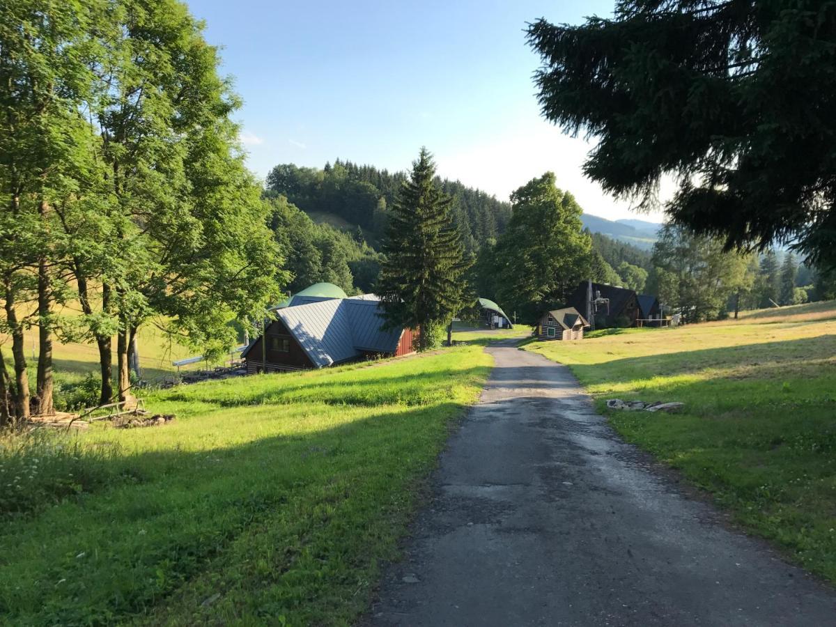 Roubenka Adel Villa Vrchlabí Eksteriør billede