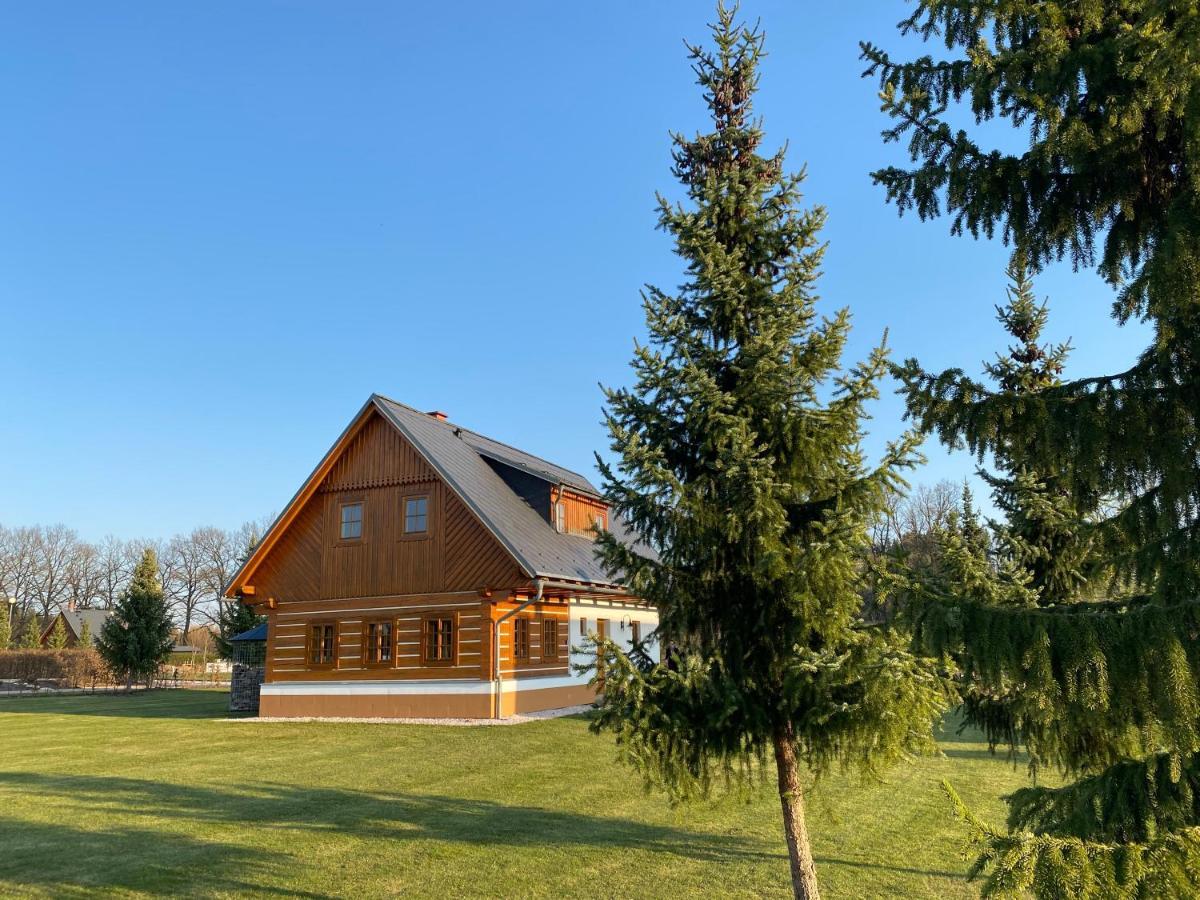 Roubenka Adel Villa Vrchlabí Eksteriør billede