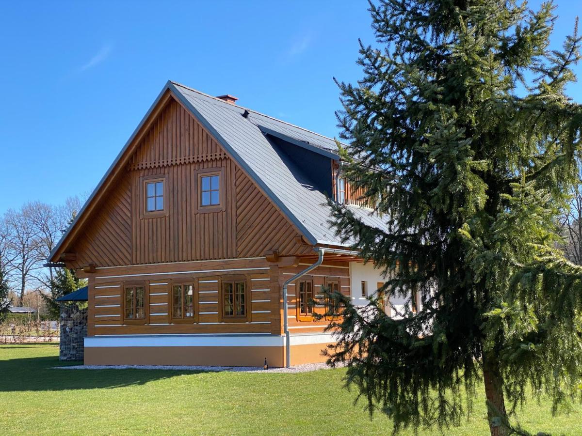 Roubenka Adel Villa Vrchlabí Eksteriør billede